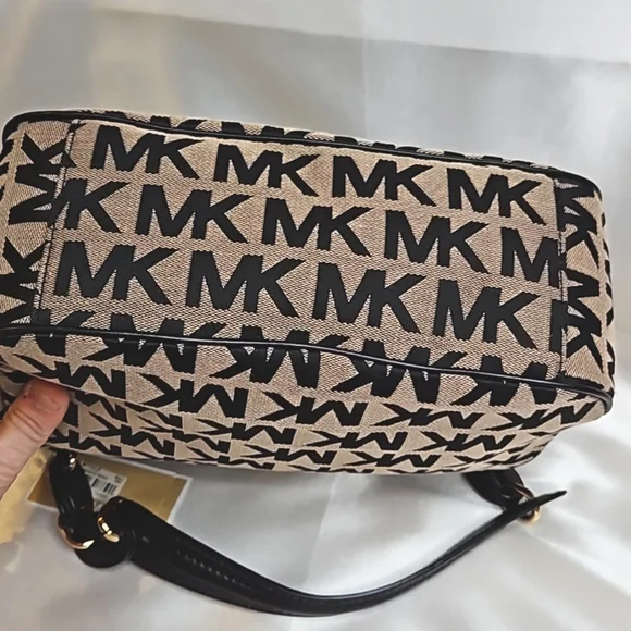 MICHAEL Michael Kors Signature Shoulder Bag Black/Brown NWT - Picture 3 of 14